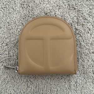 Telfar Wallet- Cream